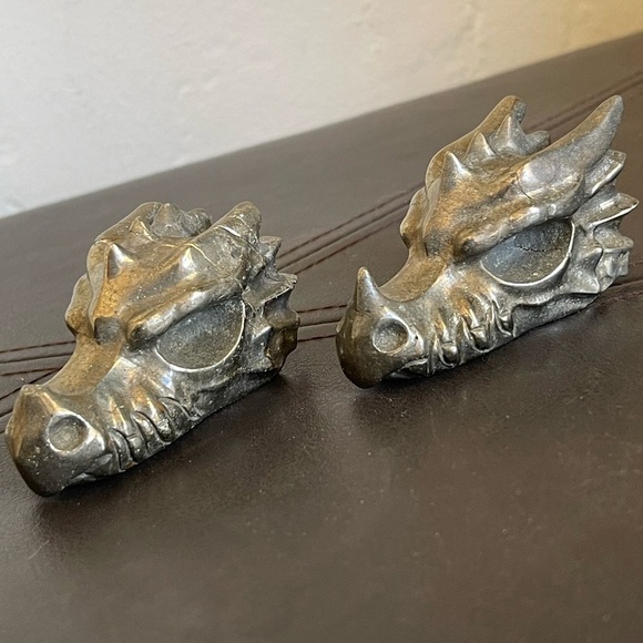 Wow! Carved pyrite gemstone dragon heads - Picture 2 of 7
